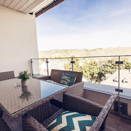 Design Apartment Zentral Fuer 6 In Andernach: Ausblick, Wifi, Kueche エクステリア 写真